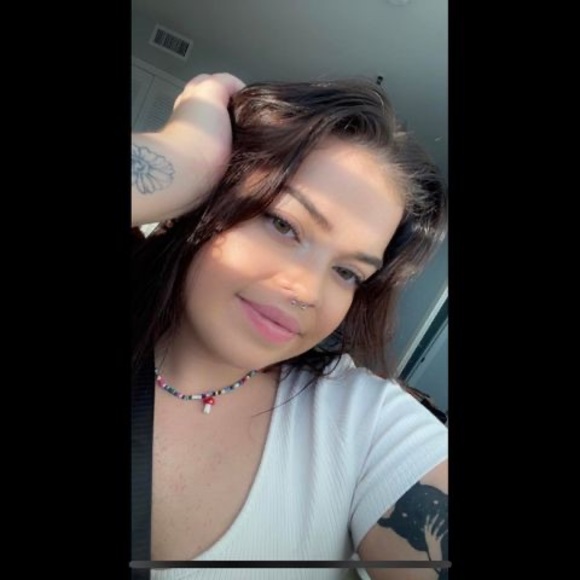 Meet your Posher, Jessica - Picture 1 of 1